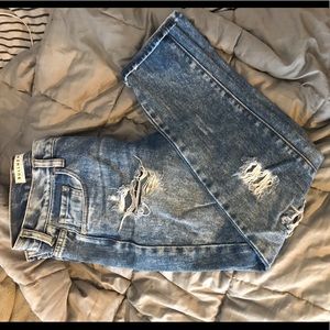 Bullhead skinny boyfriend jeans